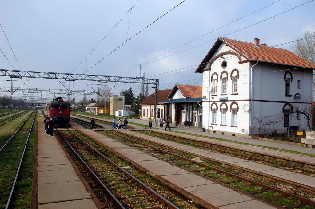 Mala Krsna, zeleznicka stanica