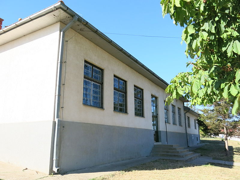 Основна школа "Светитељ Сава" у Суводолу