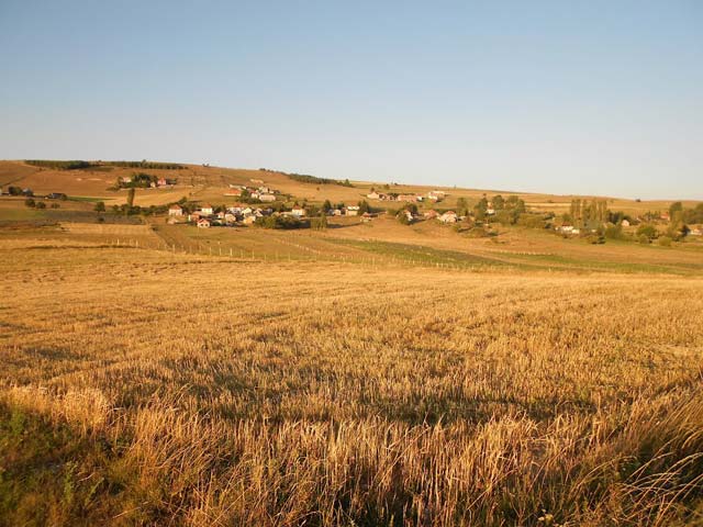 Поглед на село Распоганче, фото Томо Илић (www.panoramio.com)