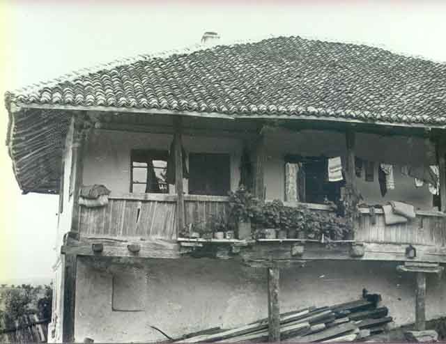 Стара кућа у селу Борци (www.tor.rs)
