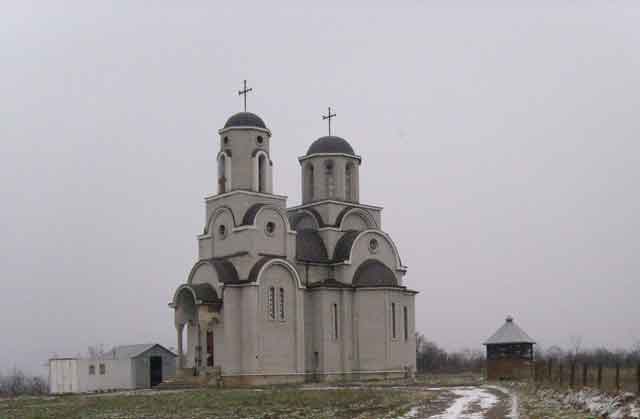 Црква Св. Василија Острошког у Кованлуку